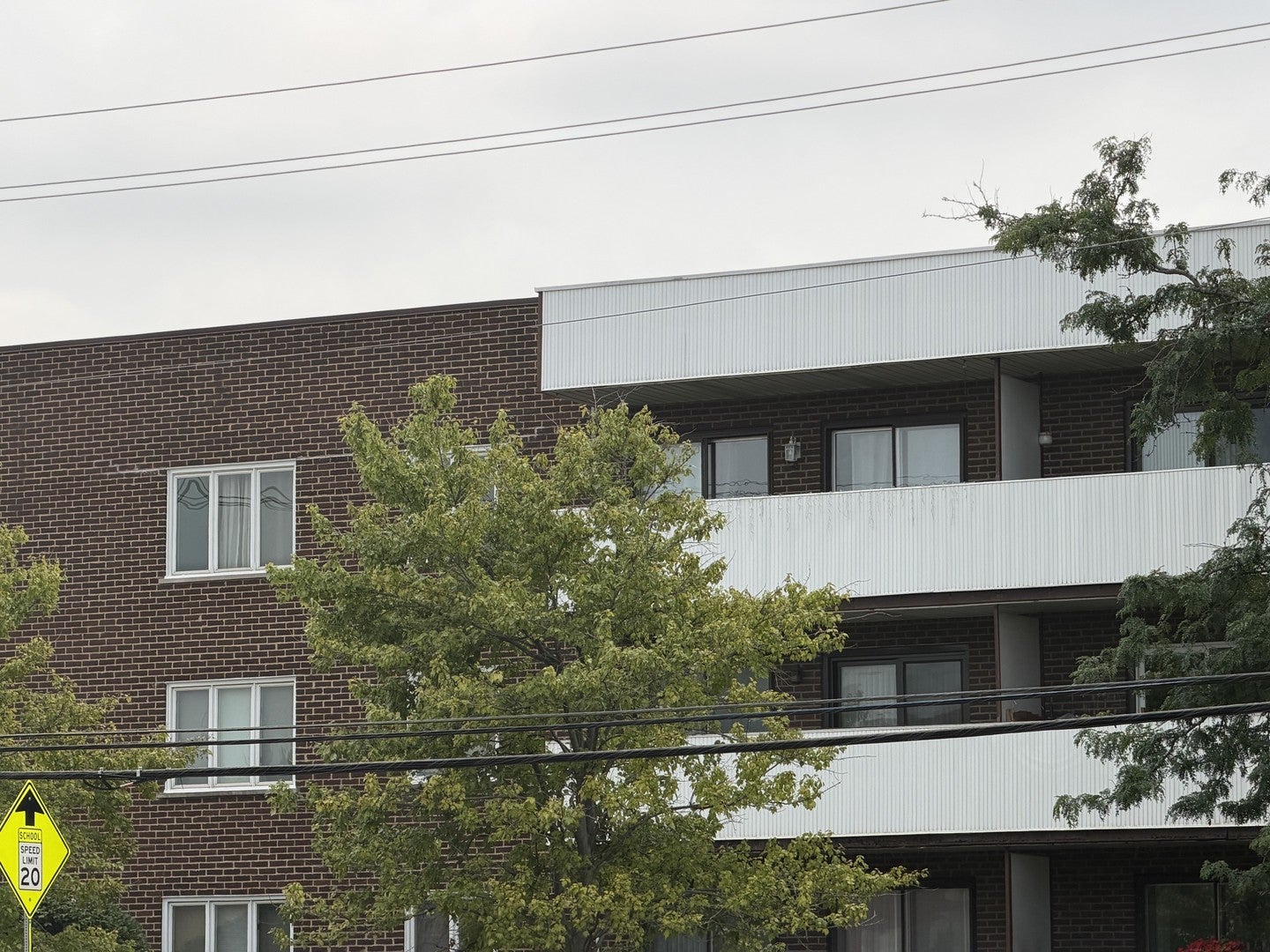 150 E Grand Avenue 302