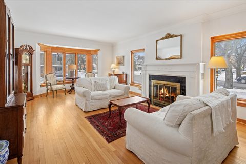 Tiny photo for 6101 N Knox Avenue, Chicago, IL 60646 (MLS # 12515525)