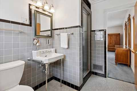 Tiny photo for 6101 N Knox Avenue, Chicago, IL 60646 (MLS # 12515525)