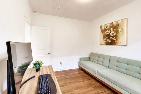 Tiny photo for 944 N Ridgeland Avenue, Oak Park, IL 60302 (MLS # 12596197)