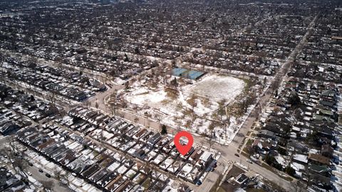Tiny photo for 944 N Ridgeland Avenue, Oak Park, IL 60302 (MLS # 12596197)