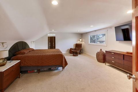 Tiny photo for 944 N Ridgeland Avenue, Oak Park, IL 60302 (MLS # 12596197)