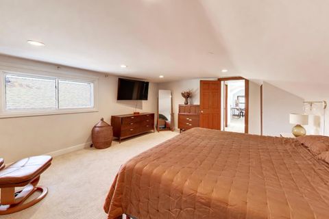 Tiny photo for 944 N Ridgeland Avenue, Oak Park, IL 60302 (MLS # 12596197)