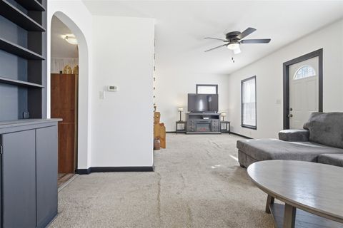 Tiny photo for 412 E Spruce Street, Chatsworth, IL 60921 (MLS # 12595623)