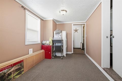 Tiny photo for 412 E Spruce Street, Chatsworth, IL 60921 (MLS # 12595623)