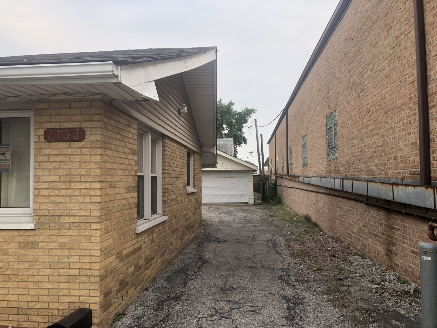7153 W 72nd Street