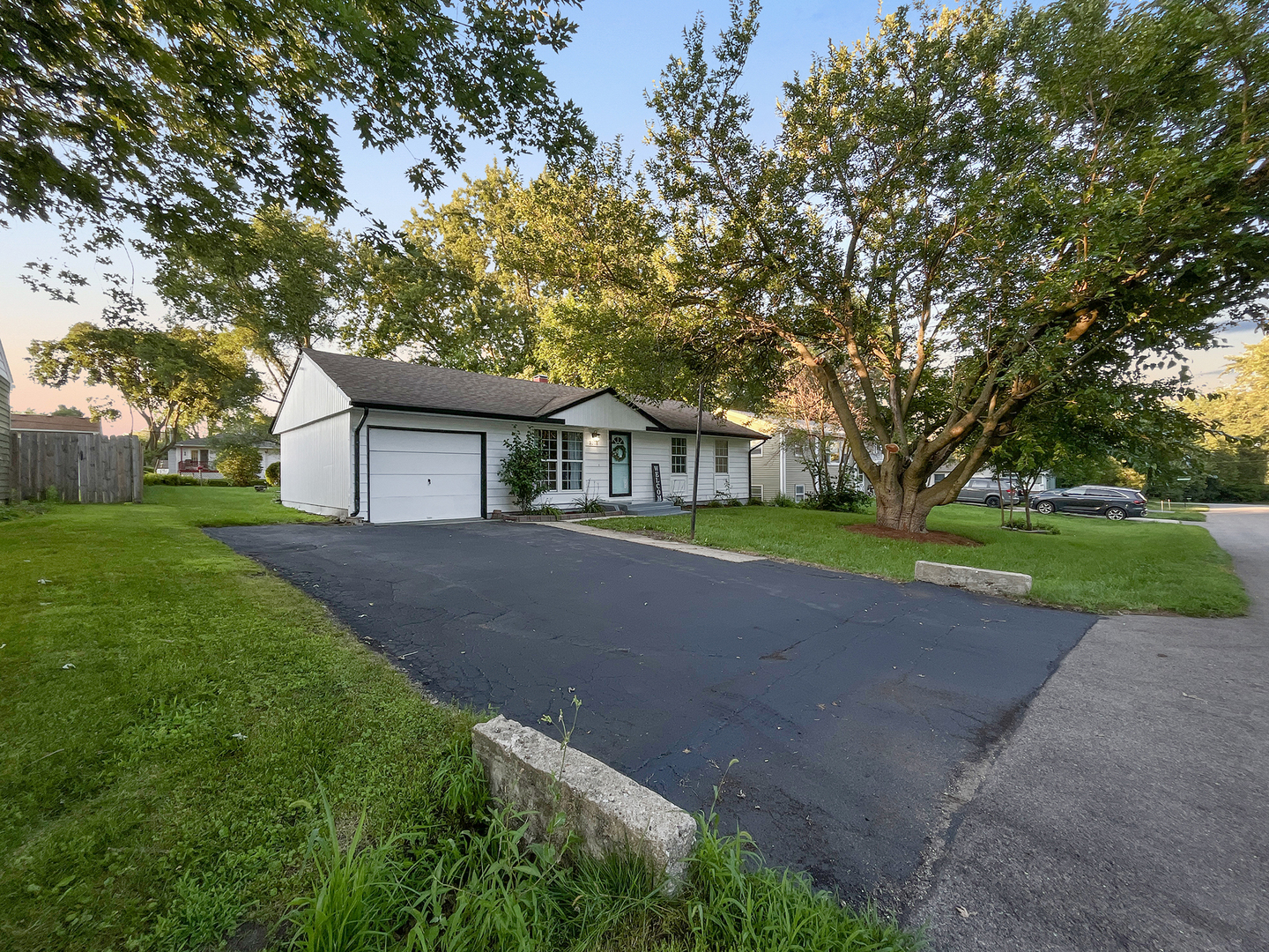 3208 Sunrise View Street