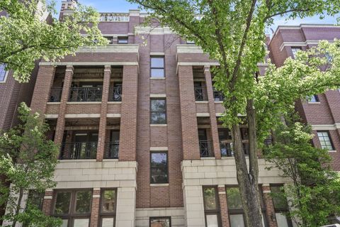 Photo of 3843 N SOUTHPORT Avenue #3N, Chicago, IL 60613 (MLS # 12651349)