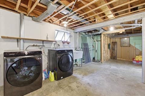 Tiny photo for 104 W GRANVILLE Avenue, Roselle, IL 60172 (MLS # 12668495)