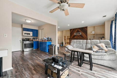 Tiny photo for 5116 COVENTRY Lane #5116, Gurnee, IL 60031 (MLS # 12758791)
