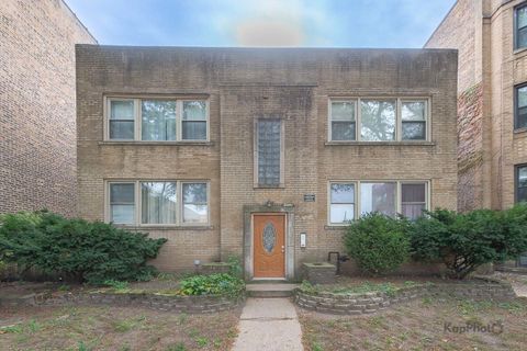 2041 W Jarvis Avenue 2E Chicago IL 60645