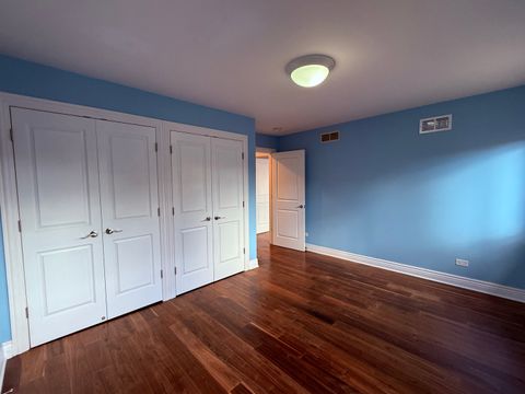 Tiny photo for 60 S Dee Road #G, Park Ridge, IL 60068 (MLS # 12618858)