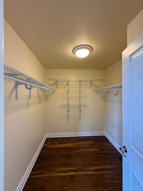 Tiny photo for 60 S Dee Road #G, Park Ridge, IL 60068 (MLS # 12618858)