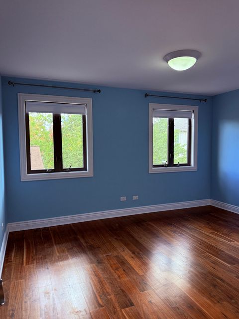 Tiny photo for 60 S Dee Road #G, Park Ridge, IL 60068 (MLS # 12618858)