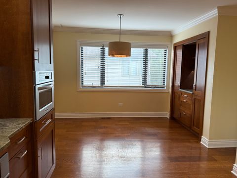 Tiny photo for 60 S Dee Road #G, Park Ridge, IL 60068 (MLS # 12618858)