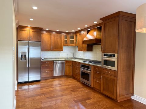 Tiny photo for 60 S Dee Road #G, Park Ridge, IL 60068 (MLS # 12618858)