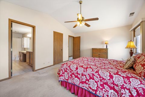 Tiny photo for 2245 PETWORTH Court #202C, Naperville, IL 60565 (MLS # 12589881)