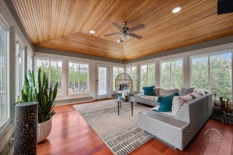 Tiny photo for 427 S Sleight Street, Naperville, IL 60540 (MLS # 12636143)