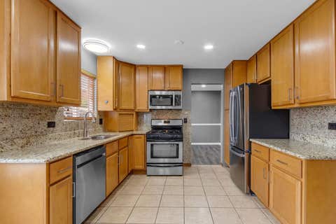 Tiny photo for 2S601 RIVER OAKS Drive, Warrenville, IL 60555 (MLS # 12725644)