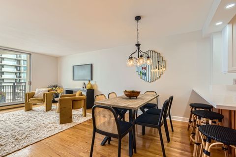 Tiny photo for 6007 N Sheridan Road #36F, Chicago, IL 60660 (MLS # 12403326)
