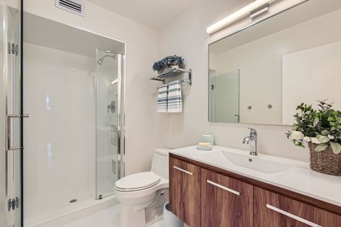 Tiny photo for 6007 N Sheridan Road #36F, Chicago, IL 60660 (MLS # 12403326)