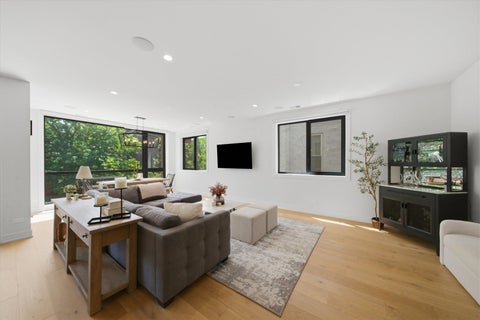 Tiny photo for 1450 N Bosworth Avenue #2, Chicago, IL 60622 (MLS # 12676738)