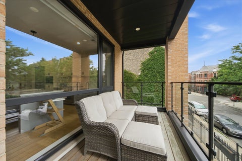 Tiny photo for 1450 N Bosworth Avenue #2, Chicago, IL 60622 (MLS # 12676738)
