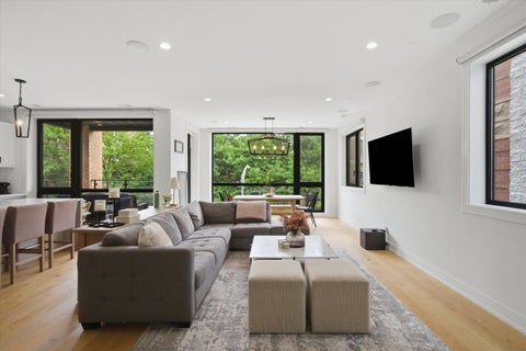 Tiny photo for 1450 N Bosworth Avenue #2, Chicago, IL 60622 (MLS # 12676738)