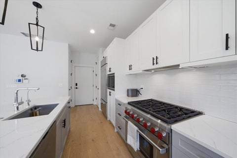 Tiny photo for 1450 N Bosworth Avenue #2, Chicago, IL 60622 (MLS # 12676738)