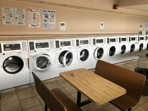 Tiny photo for 6171 N Sheridan Road #2707, Chicago, IL 60660 (MLS # 12610431)