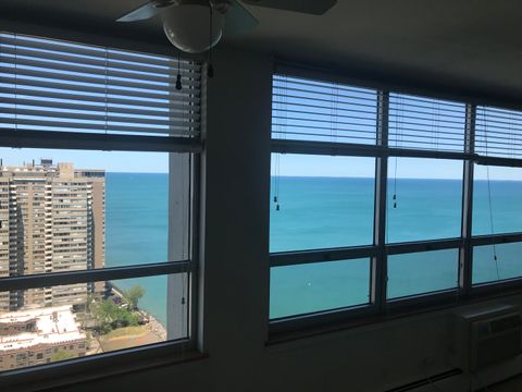 Tiny photo for 6171 N Sheridan Road #2707, Chicago, IL 60660 (MLS # 12610431)