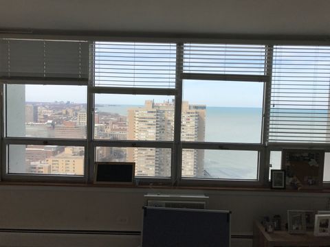 Tiny photo for 6171 N Sheridan Road #2707, Chicago, IL 60660 (MLS # 12610431)