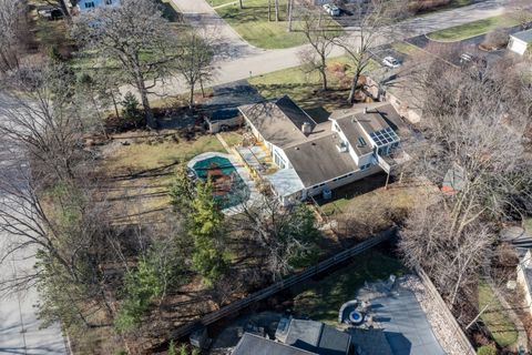 Tiny photo for 3000 California Avenue, Palatine, IL 60067 (MLS # 12550317)