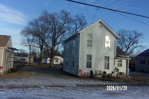 Tiny photo for 205 S Axtel Street, Milford, IL 60953 (MLS # 12551783)