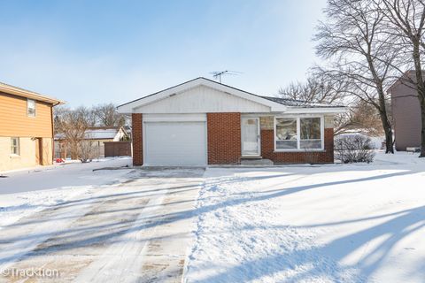 Tiny photo for Darien, IL 60561 (MLS # 12453663)