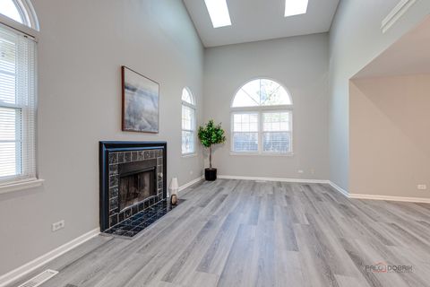 Tiny photo for 384 Bentley Place, Buffalo Grove, IL 60089 (MLS # 12571045)