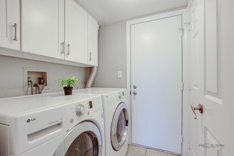 Tiny photo for 384 Bentley Place, Buffalo Grove, IL 60089 (MLS # 12571045)