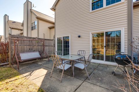 Tiny photo for 384 Bentley Place, Buffalo Grove, IL 60089 (MLS # 12571045)