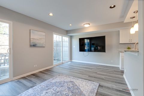 Tiny photo for 384 Bentley Place, Buffalo Grove, IL 60089 (MLS # 12571045)