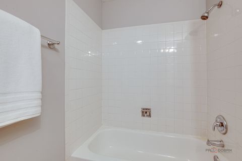 Tiny photo for 384 Bentley Place, Buffalo Grove, IL 60089 (MLS # 12571045)