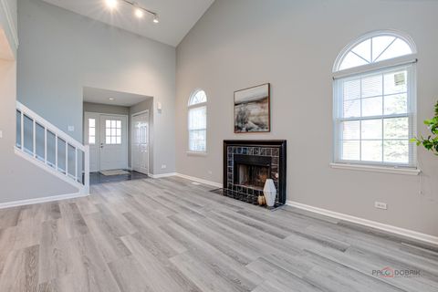 Tiny photo for 384 Bentley Place, Buffalo Grove, IL 60089 (MLS # 12571045)