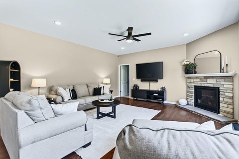 Tiny photo for 4342 Rudyard Kipling Road, Elgin, IL 60124 (MLS # 12736909)