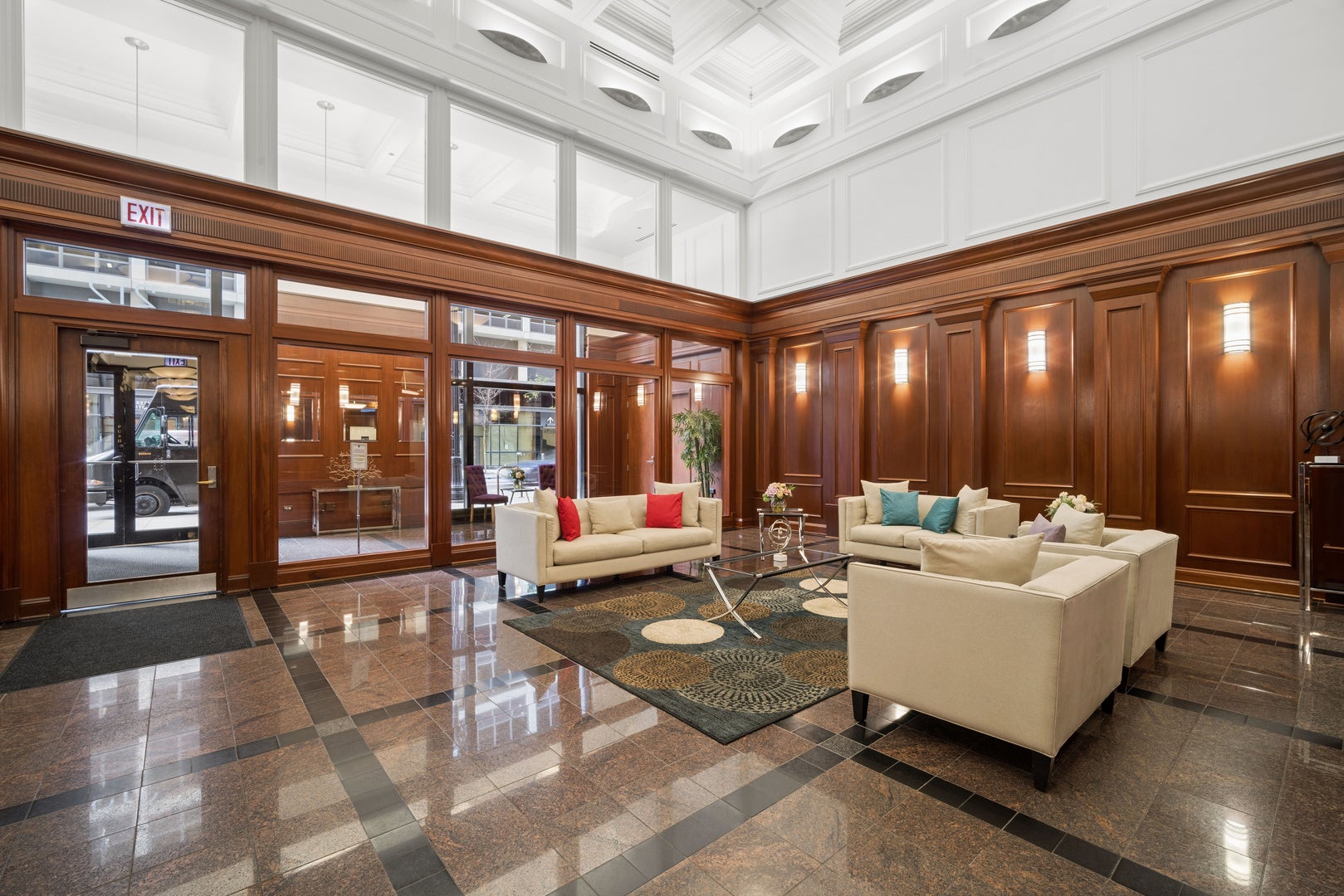 212 W Washington Street 1504