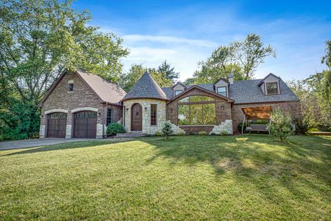 A home in Burr Ridge