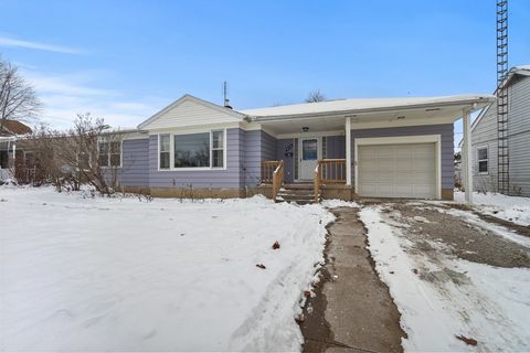 Tiny photo for 819 Maple Avenue, Minonk, IL 61760 (MLS # 12525773)