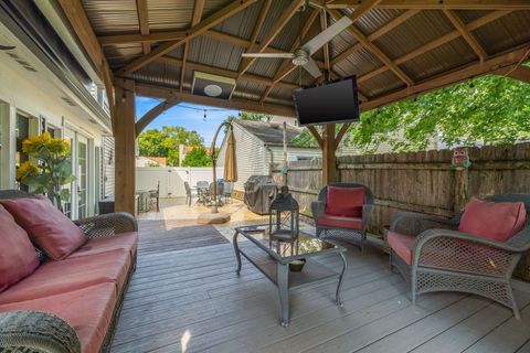 Tiny photo for 2390 Buttercup Court, Aurora, IL 60506 (MLS # 12467921)