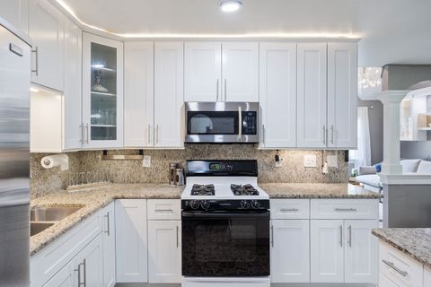 Tiny photo for 2390 Buttercup Court, Aurora, IL 60506 (MLS # 12467921)