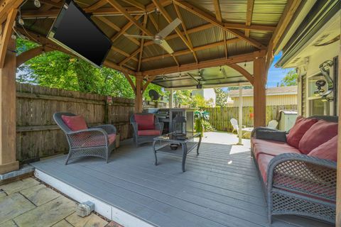 Tiny photo for 2390 Buttercup Court, Aurora, IL 60506 (MLS # 12467921)