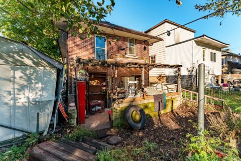 Tiny photo for 256 McRoberts Street, Joliet, IL 60432 (MLS # 12501996)