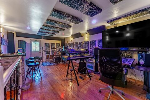 Tiny photo for 256 McRoberts Street, Joliet, IL 60432 (MLS # 12501996)